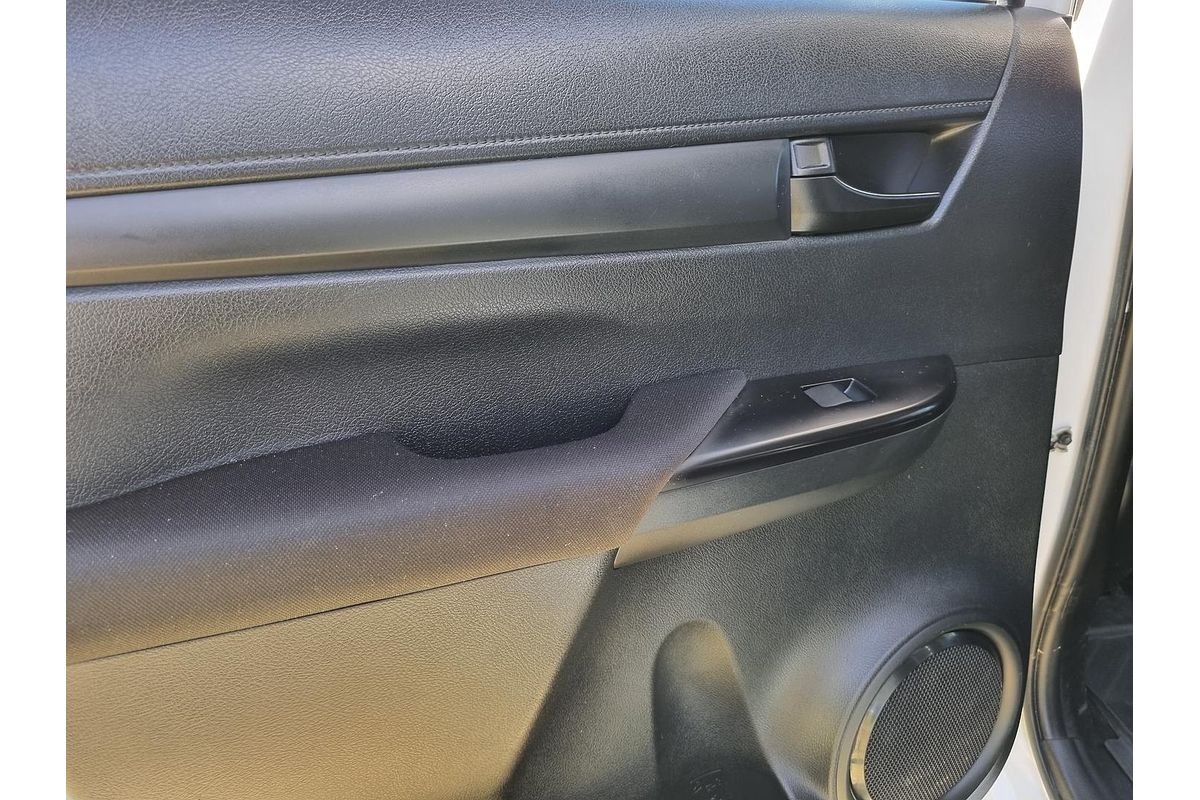 2021 Toyota Hilux SR GUN126R 4X4