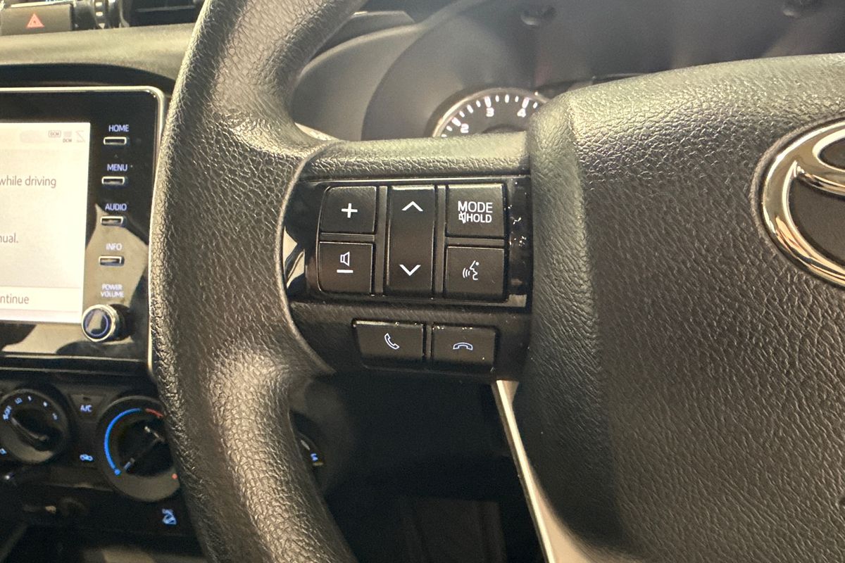 2022 Toyota Hilux SR GUN126R 4X4