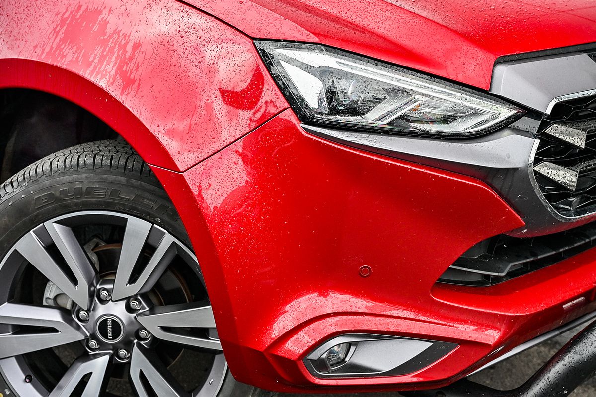 2023 Isuzu MU-X LS-T