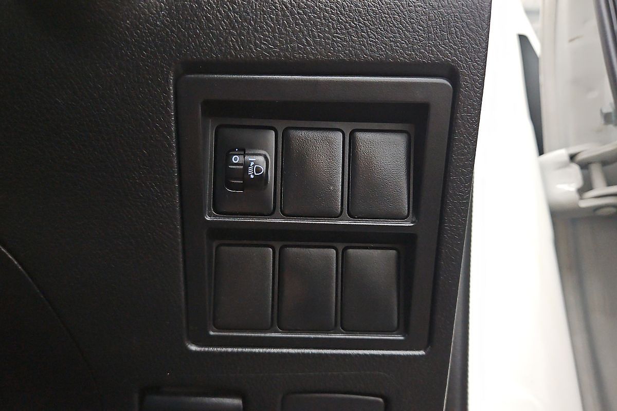 2021 Toyota Hilux Workmate TGN121R Rear Wheel Drive