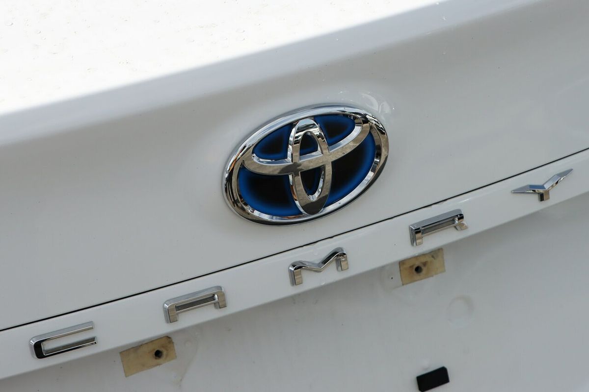 2024 Toyota Camry Ascent AXVH70R