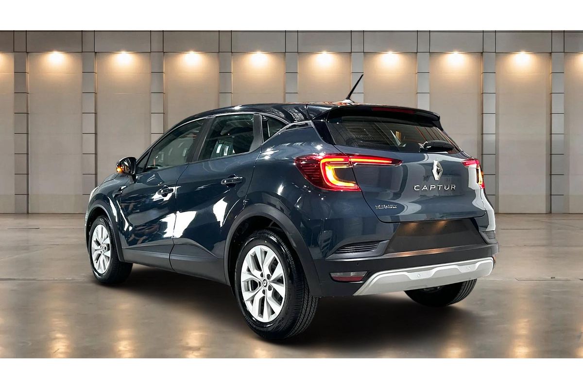 2022 Renault Captur Zen XJB