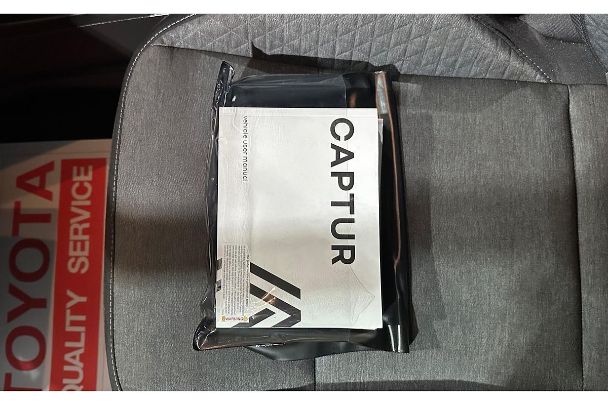 2022 Renault Captur Zen XJB