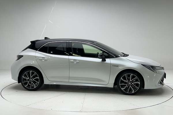 2022 Toyota Corolla ZR Hybrid ZWE211R thumb-8