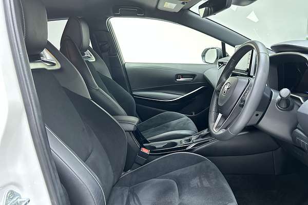 2022 Toyota Corolla ZR Hybrid ZWE211R thumb-12