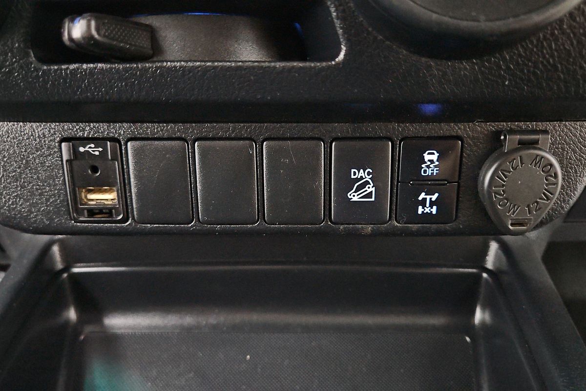 2021 Toyota Hilux SR GUN126R 4X4