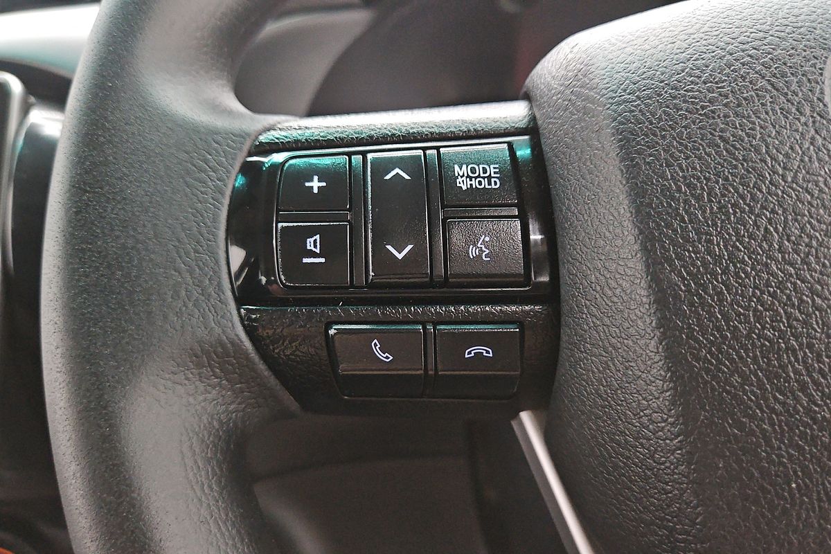 2021 Toyota Hilux SR GUN126R 4X4