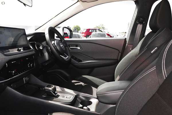 2025 Nissan QASHQAI ST-L J12