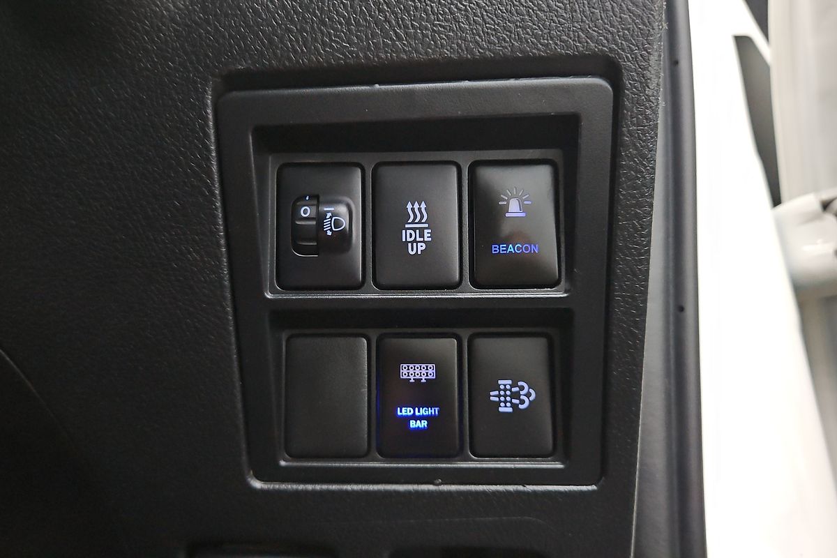 2021 Toyota Hilux SR GUN126R 4X4