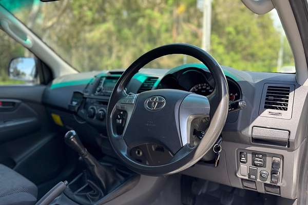 2013 Toyota Hilux SR KUN26R 4X4