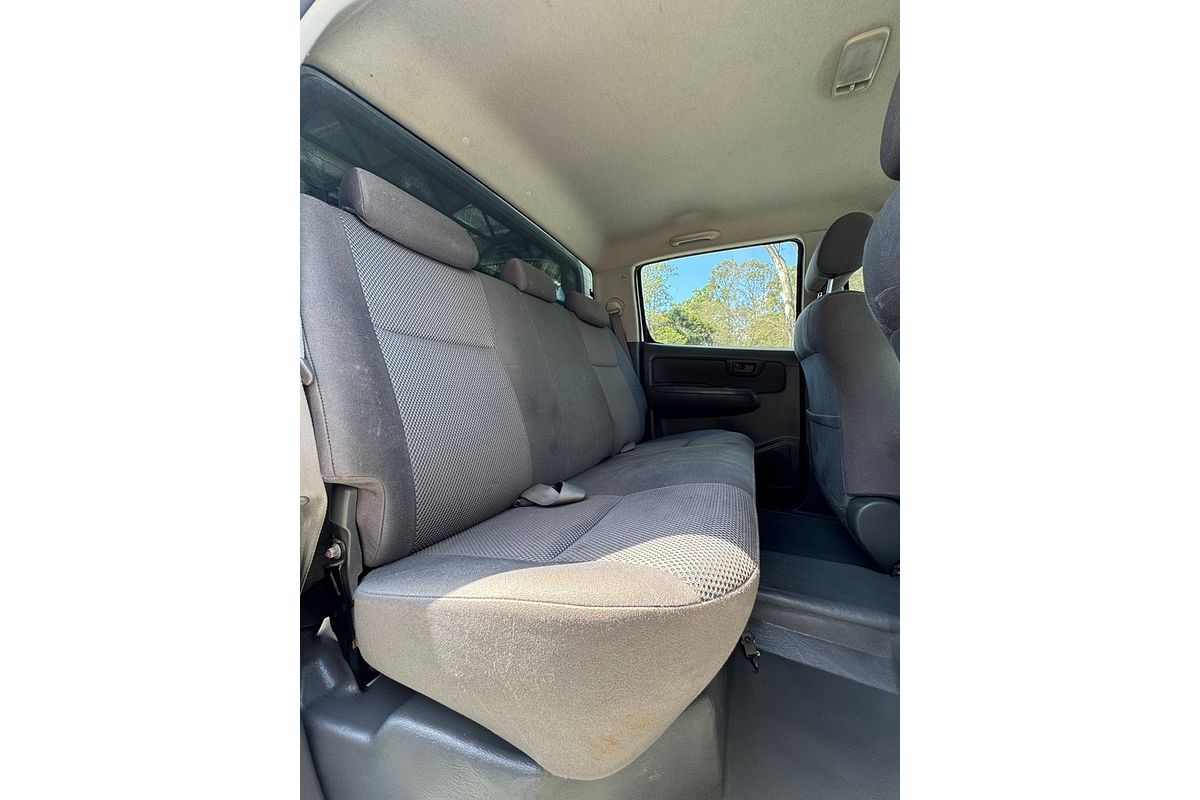 2013 Toyota Hilux SR KUN26R 4X4