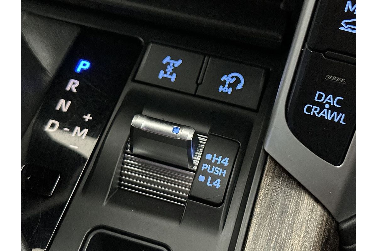 2022 Toyota Landcruiser Sahara FJA300R