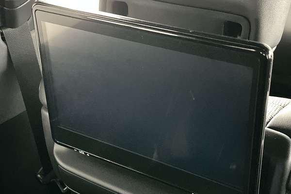 2022 Toyota Landcruiser Sahara FJA300R