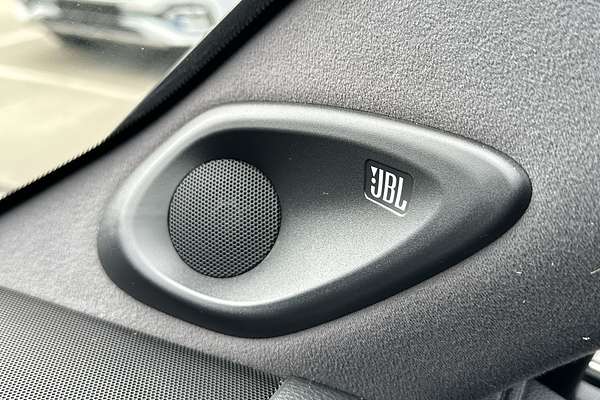 2022 Toyota Landcruiser Sahara FJA300R