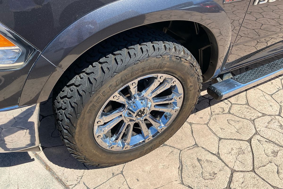 2019 RAM 1500 Laramie DS 4X4 SWB