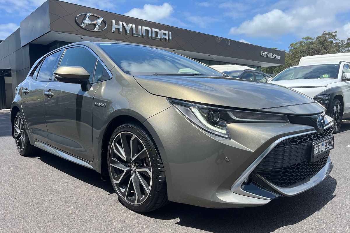 2019 Toyota Corolla ZR Hybrid ZWE211R