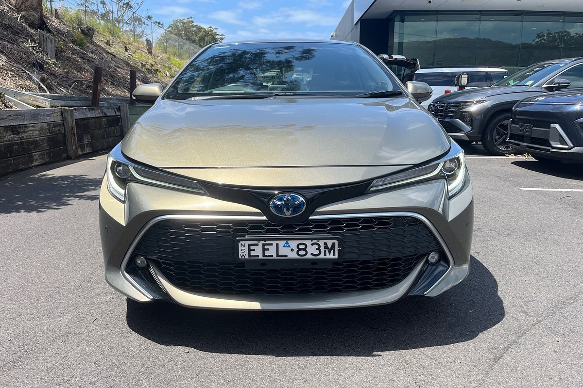 2019 Toyota Corolla ZR Hybrid ZWE211R