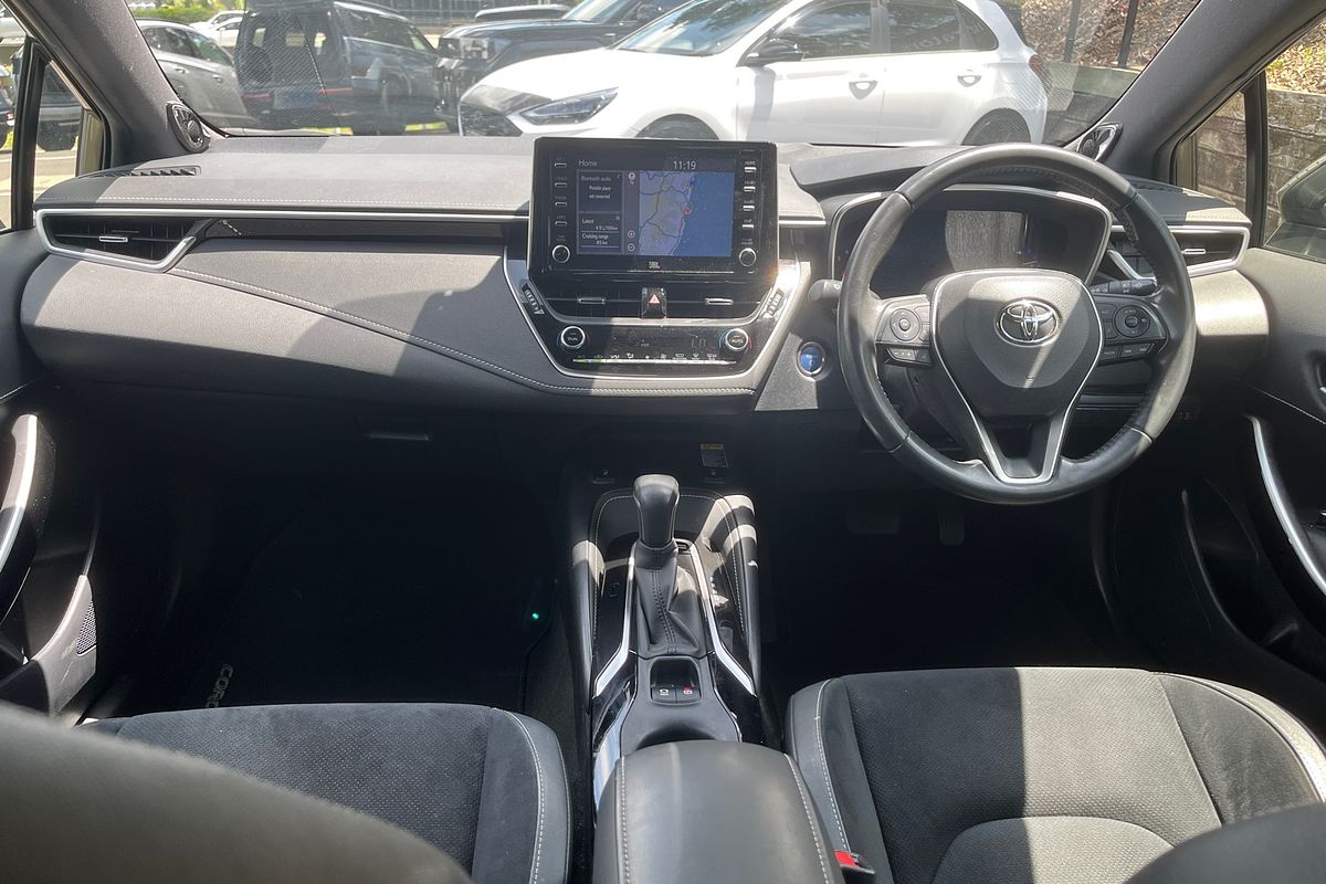 2019 Toyota Corolla ZR Hybrid ZWE211R