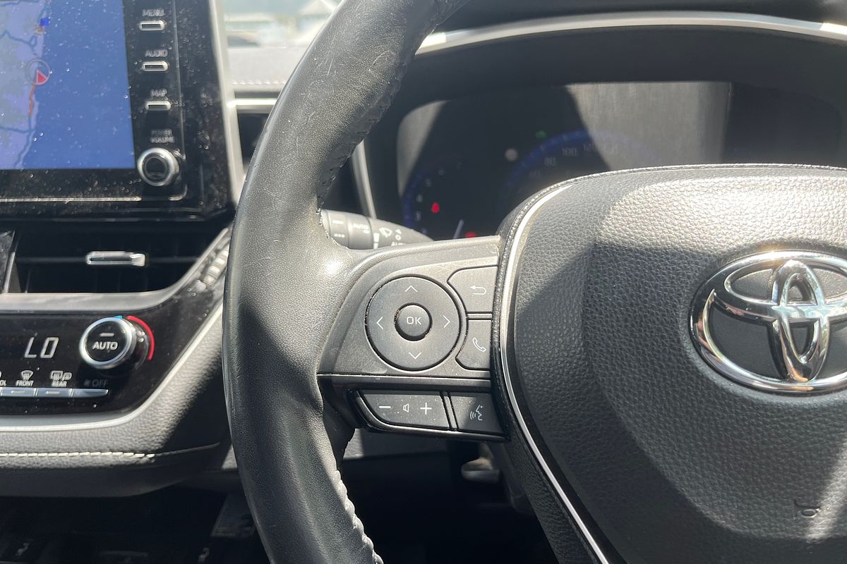 2019 Toyota Corolla ZR Hybrid ZWE211R