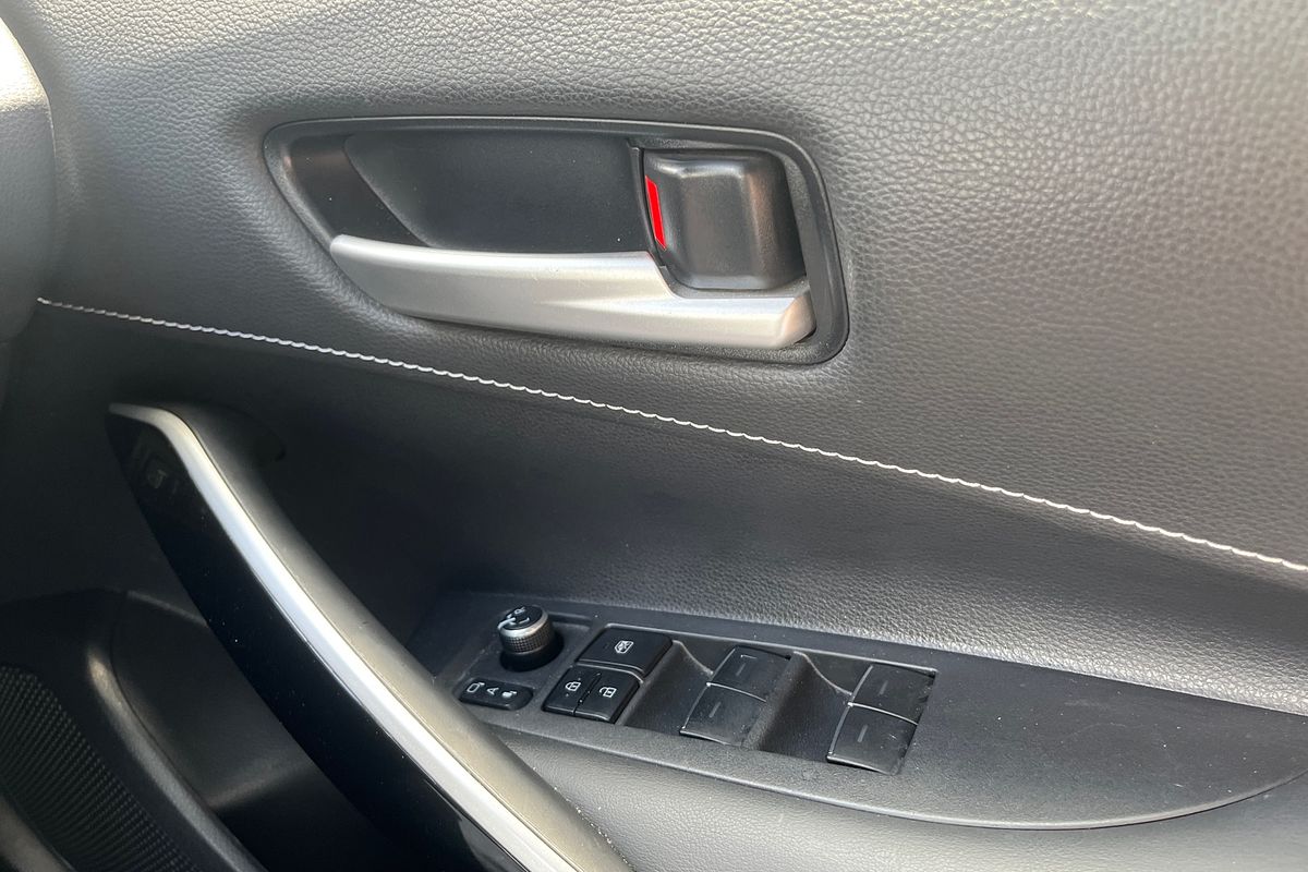 2019 Toyota Corolla ZR Hybrid ZWE211R