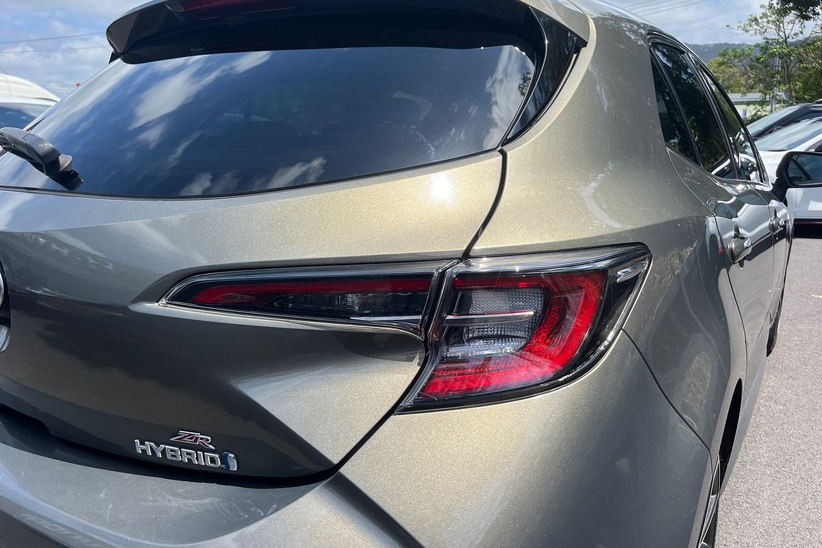 2019 Toyota Corolla ZR Hybrid ZWE211R