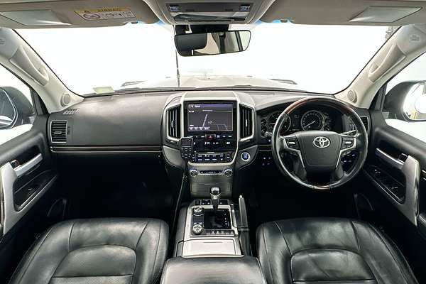 2017 Toyota Landcruiser Sahara VDJ200R