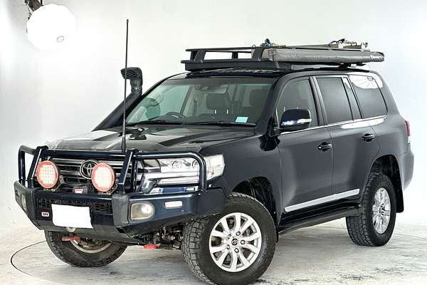 2017 Toyota Landcruiser Sahara VDJ200R