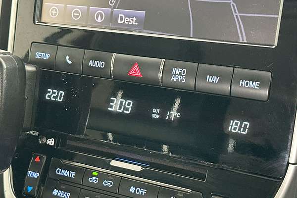 2017 Toyota Landcruiser Sahara VDJ200R