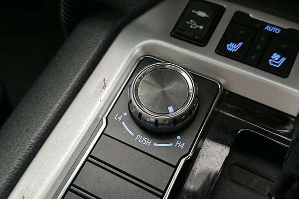 2017 Toyota Landcruiser Sahara VDJ200R