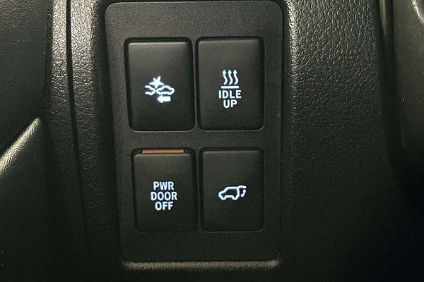 2017 Toyota Landcruiser Sahara VDJ200R