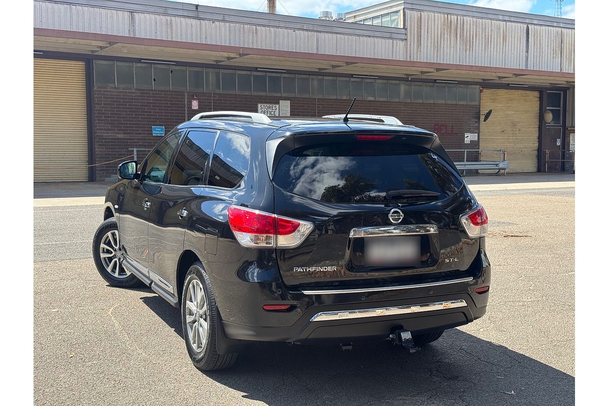 2016 Nissan Pathfinder ST-L R52