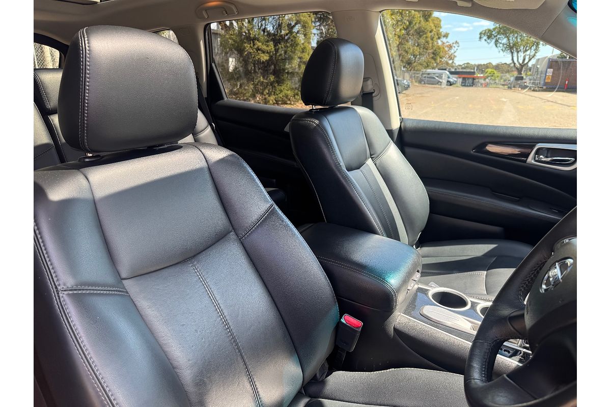 2016 Nissan Pathfinder ST-L R52