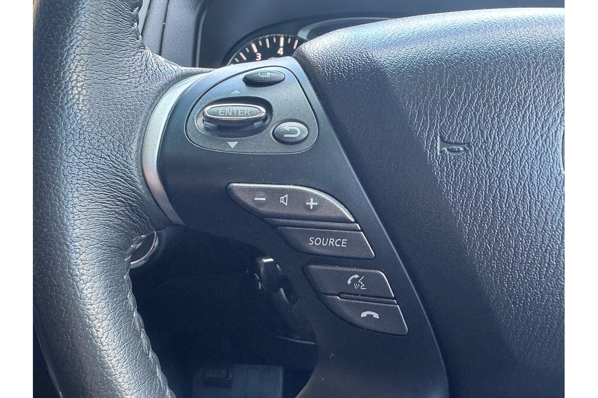 2016 Nissan Pathfinder ST-L R52