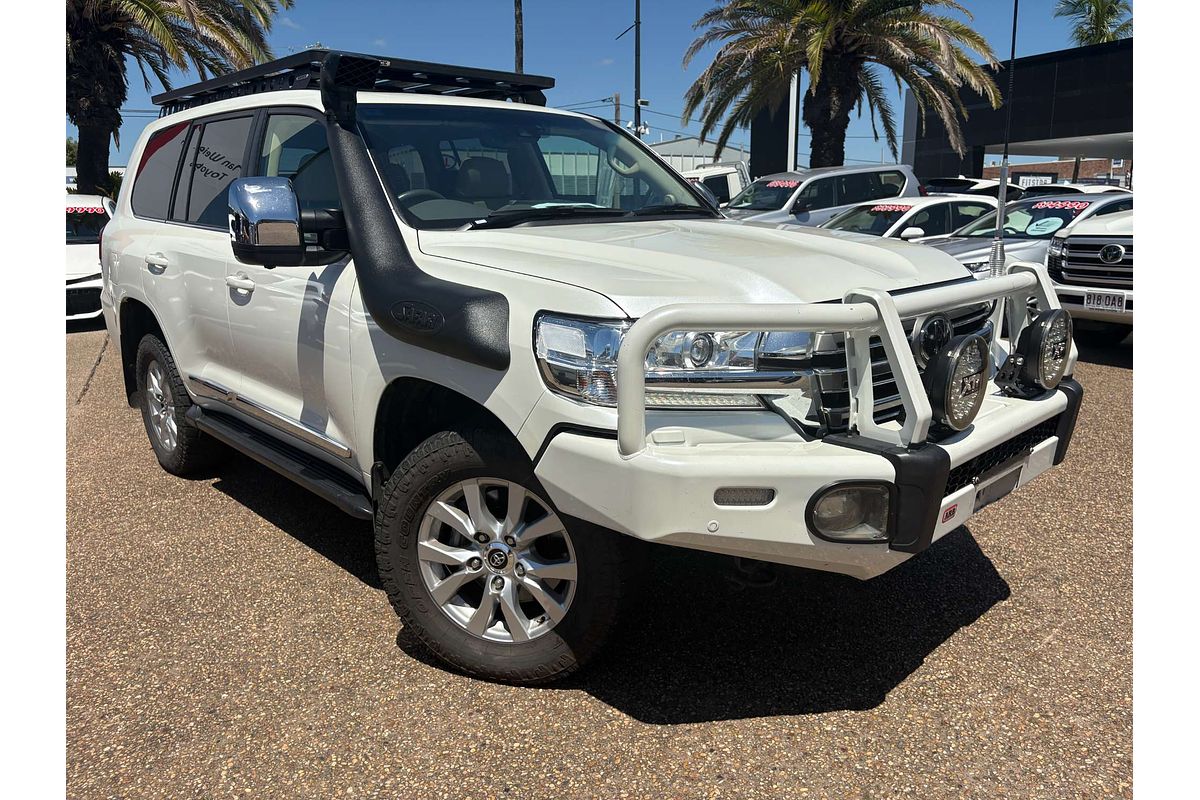 2016 Toyota Landcruiser Sahara VDJ200R