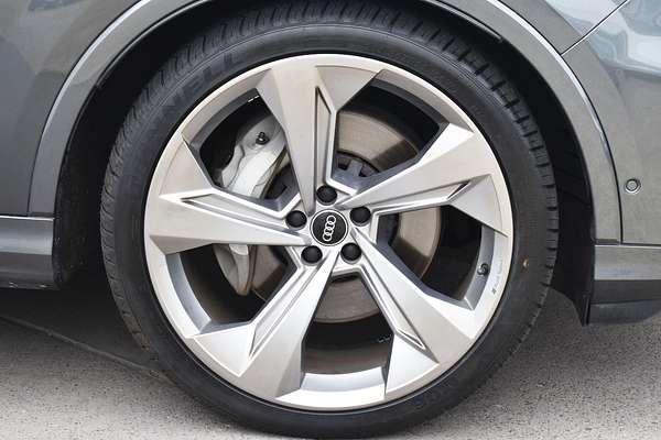 2020 Audi Q7 50 TDI S line 4M