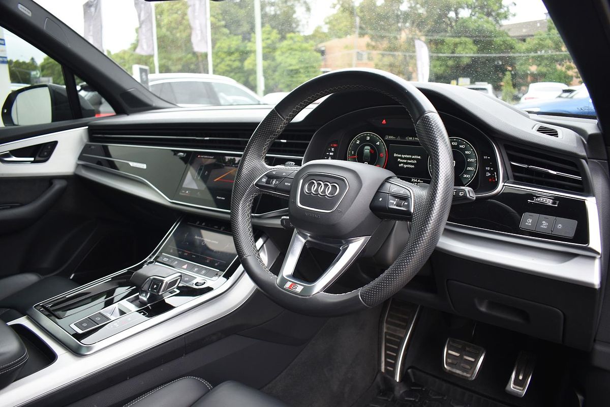 2020 Audi Q7 50 TDI S line 4M