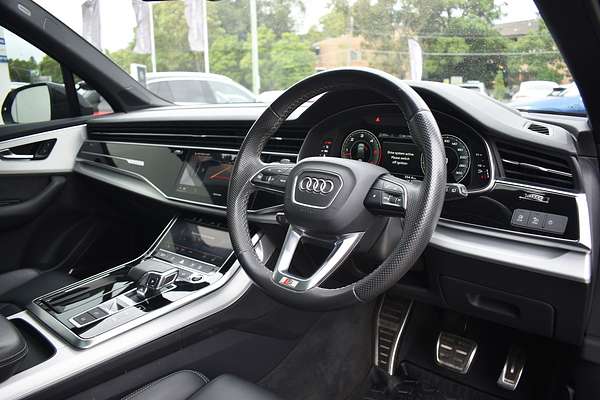 2020 Audi Q7 50 TDI S line 4M