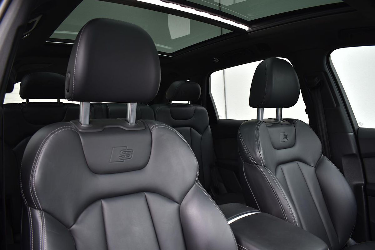 2020 Audi Q7 50 TDI S line 4M
