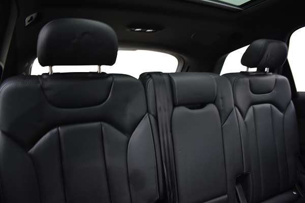 2020 Audi Q7 50 TDI S line 4M
