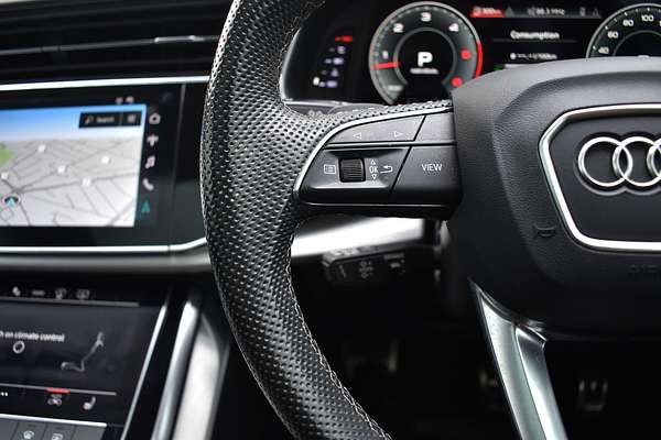 2020 Audi Q7 50 TDI S line 4M