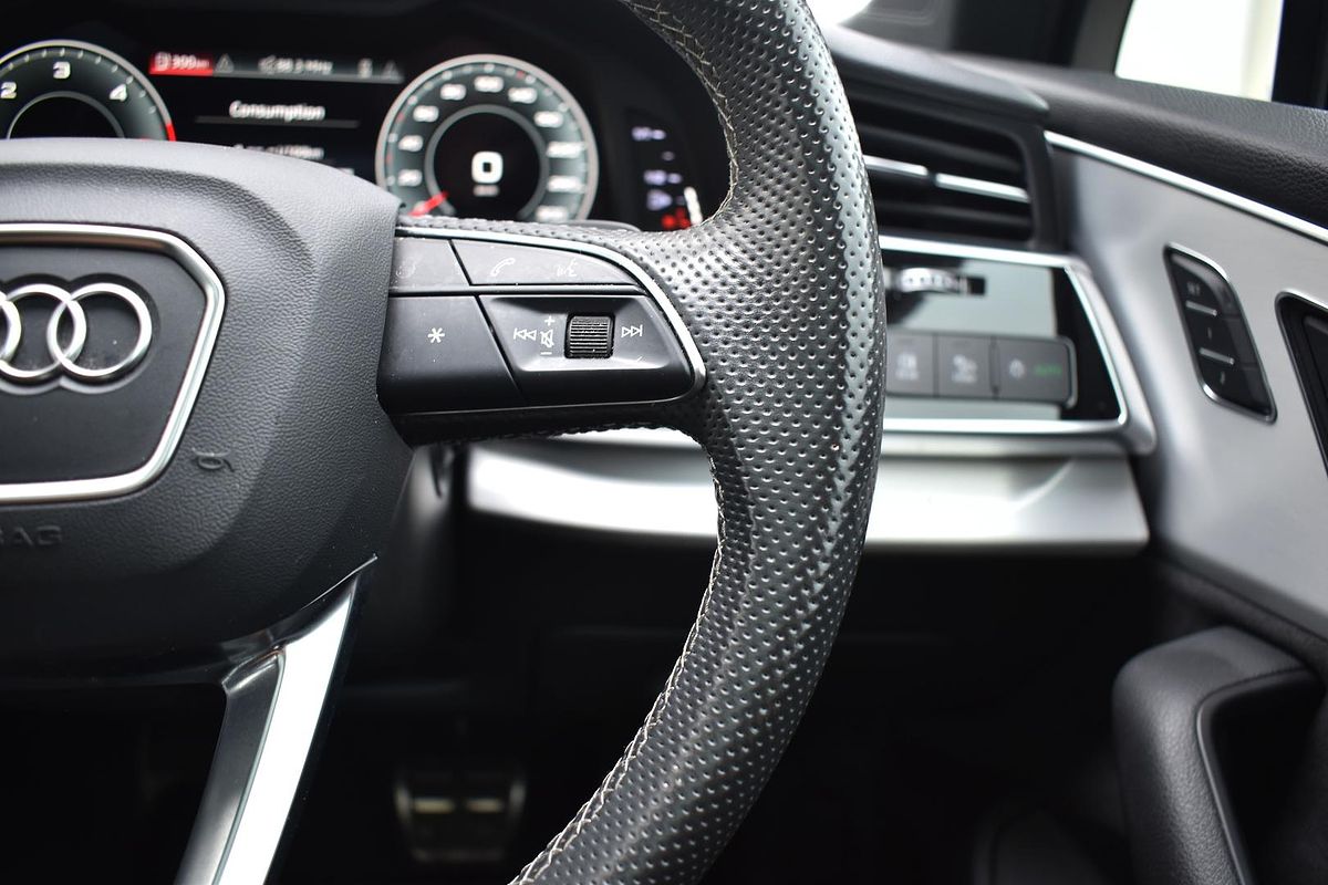 2020 Audi Q7 50 TDI S line 4M