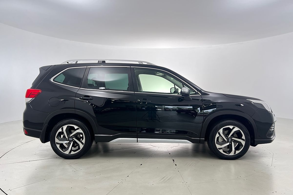 2023 Subaru Forester 2.5i-S S5