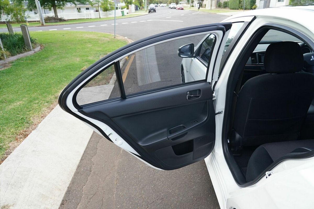 2017 Mitsubishi Lancer Black Edition CF