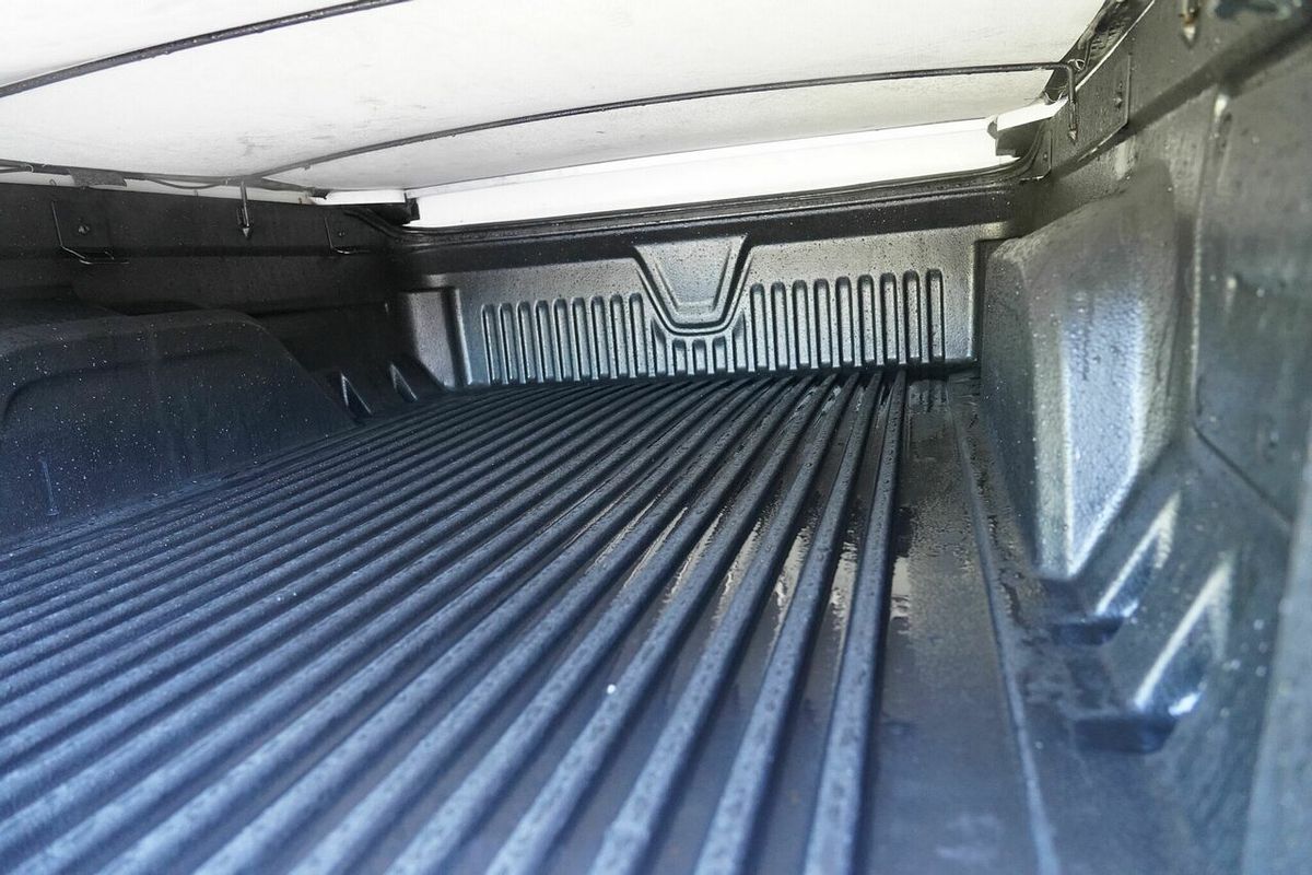 2007 Holden Commodore Omega VE Rear Wheel Drive