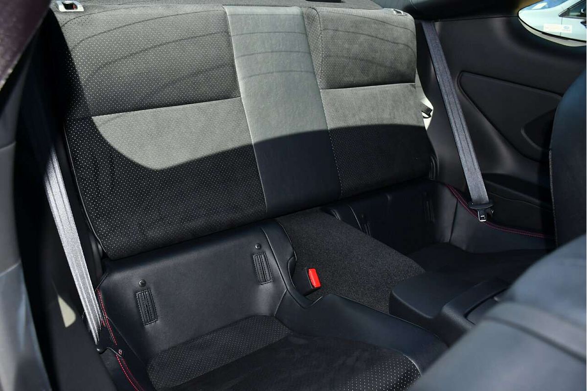 2025 Subaru BRZ S ZD8