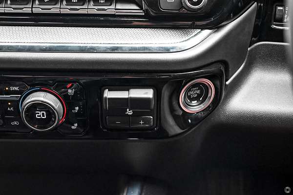 2025 Chevrolet Silverado 1500 ZR2 W/Tech Pack T1 4X4