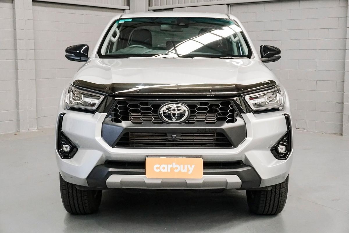 2024 Toyota Hilux SR5 48V GUN126R 4X4