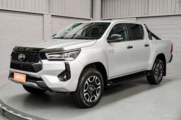 2024 Toyota Hilux SR5 48V GUN126R 4X4