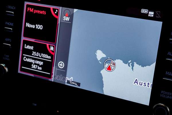 2024 Toyota Hilux SR5 48V GUN126R 4X4