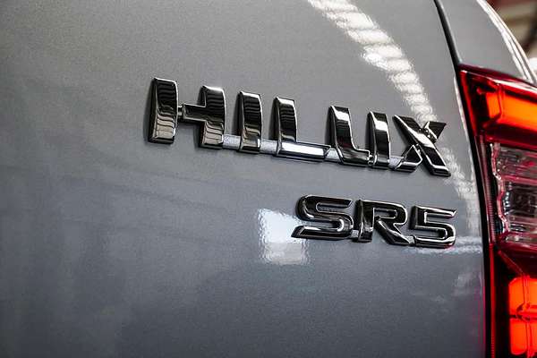 2024 Toyota Hilux SR5 48V GUN126R 4X4